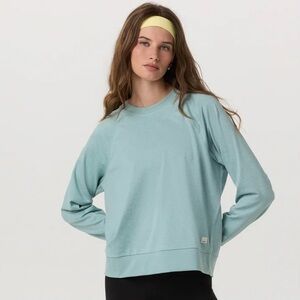 Vuori Long Sleeve Halo Crew Pullover Tee Top in Sea Spray Heather Size L